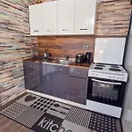 каравани Avi Iris фичоза Camping *