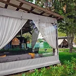 каравани Avi Iris фичоза Varna