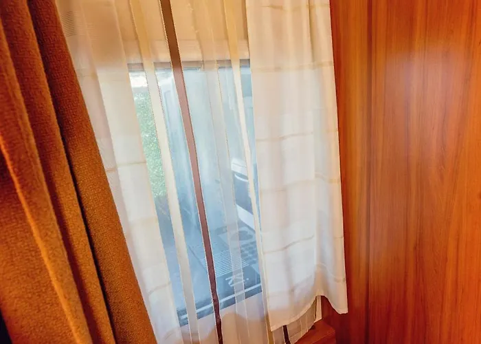 Κάμπινγκ каравани Avi Iris фичоза Βάρνα