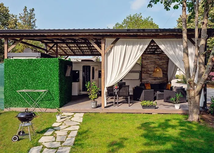 Κάμπινγκ каравани Avi Iris фичоза Βάρνα