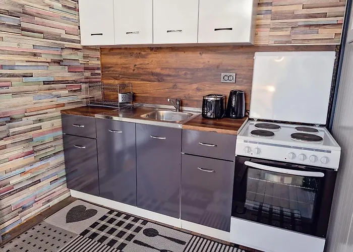 каравани Avi Iris фичоза Κάμπινγκ *