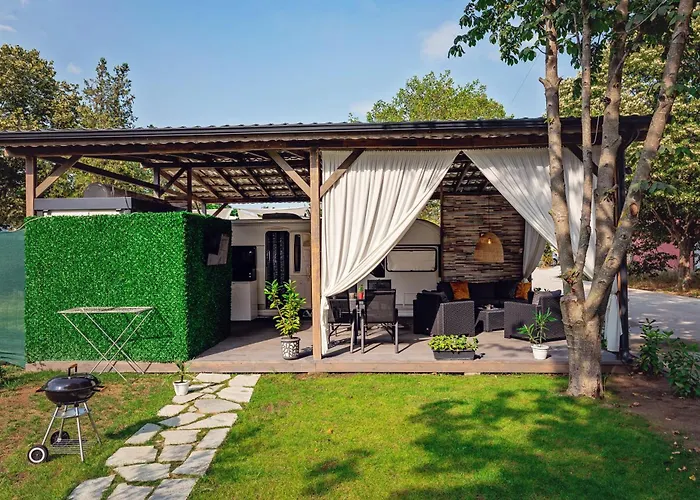 каравани Avi Iris фичоза * Βάρνα