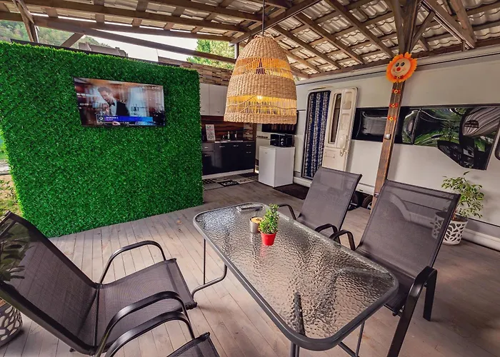 Κάμπινγκ каравани Avi Iris фичоза Βάρνα