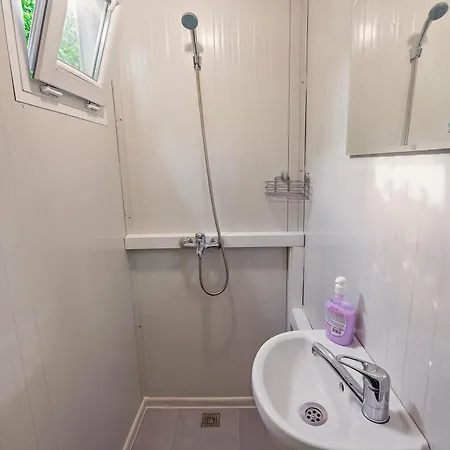 Campsite каравани Avi Iris фичоза Varna